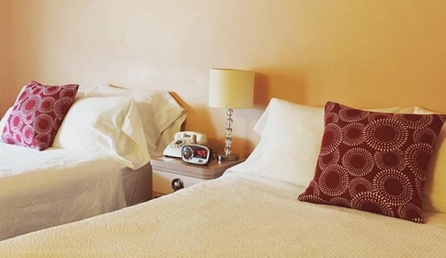 Room, 1 Queen Bed and 1 Full Bed (Ground Floor)