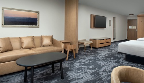 Suite, Multiple Beds, Accessible Bathtub (Transfer Shower)