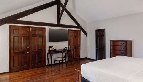 Exclusive Suite, 1 King Bed