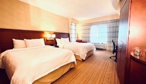 Room, 2 Queen Beds (Mobility/Hearing Accessible, Tub)