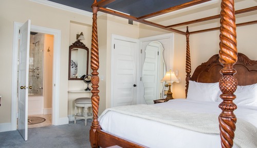 Blue Bay Room