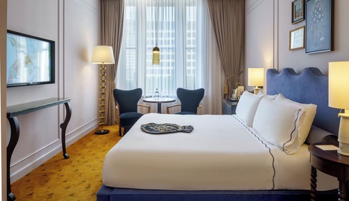Deluxe Room, 1 King Bed