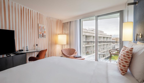 Superior room, 1 king bed