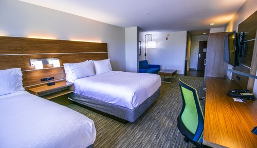 Suite, Multiple Beds