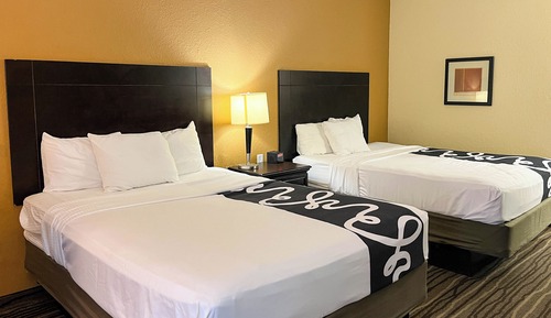Room, 2 Queen Beds, Non Smoking (Kitchen)