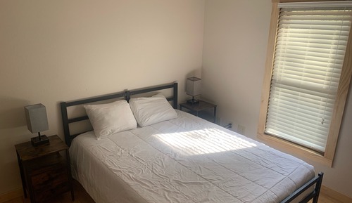 Deluxe House, 4 Bedrooms, Kitchen, Hill View