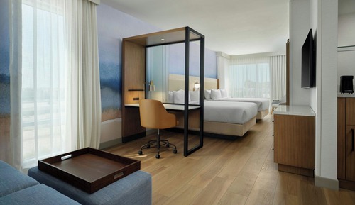 Suite, Multiple Beds (Mobility Accessible, Roll-In Shower)