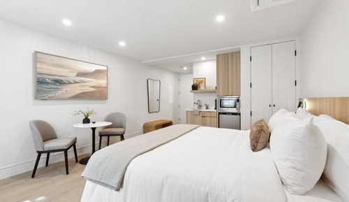 Executive Apartment, 1 King Bed, Kitchenette