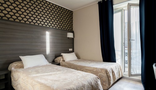 Classic Twin Room