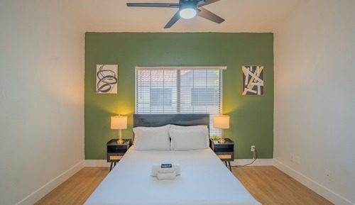 Economy Apartment, 2 Bedrooms, Non Smoking, Kitchen