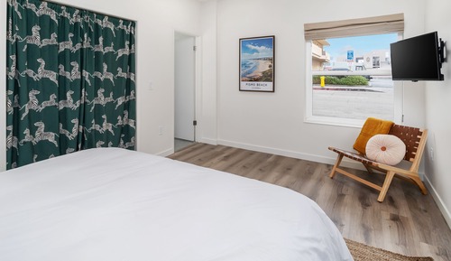Deluxe Suite, City View