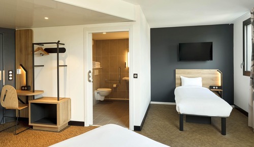 Triple Room, Mobility Accessible, Non Smoking