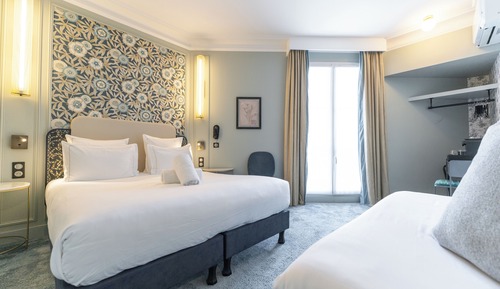 Deluxe Triple Room