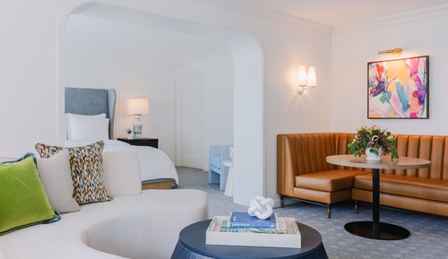 Room, 1 King Bed, Roll-in Shower, Pool View (the 720, Mobility Accessible)