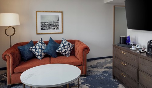Suite, 1 Bedroom (Parlor)