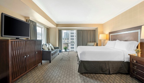 Room, 1 King Bed (Premier View)