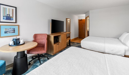 Room, 2 Queen Beds, Non Smoking, Lake View