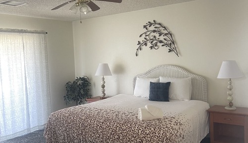Family Villa, Multiple Beds (Villa Two, 281 Ft from Resort. 3 Bedr)