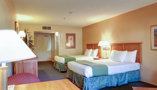 Standard Room, 2 Queen Beds (Standard Double Room)