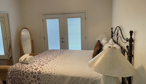 Family Villa, Multiple Beds (Villa Ten, .2 Miles from Resort, 4 Be)