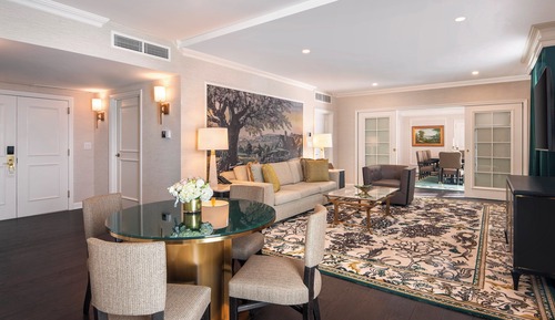 Suite, 1 King Bed (George Washington)