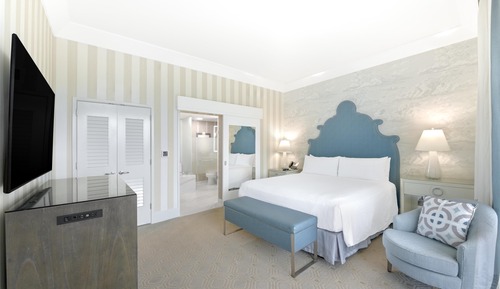Beverly Hills Retreat Suite