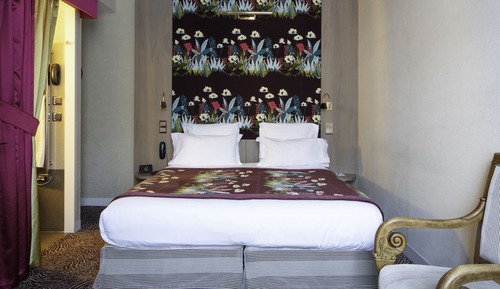 Superior Room, Garden Side - Complimentary soft minibar,courtesy tray, Chromecast and digital press