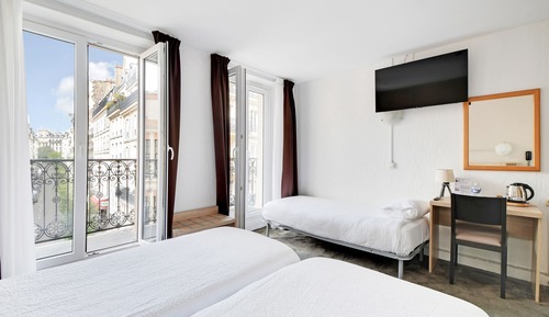 Triple Room