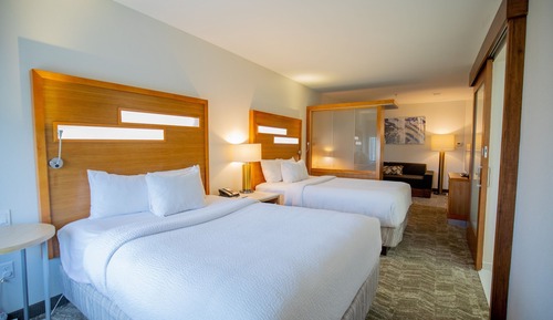 Suite, Multiple Beds, Accessible Bathtub