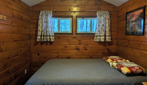 Basic Cabin, Balcony, Lake View