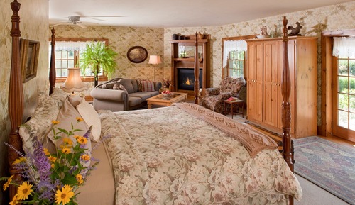 Stables Suite
