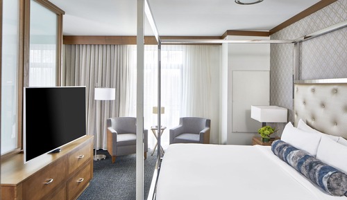Junior Suite, 1 King Bed