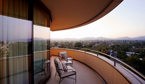 Suite, 1 King Bed, Accessible (Beverly Hills, Hearing)