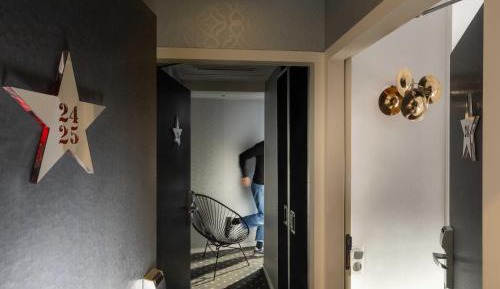 Two Connecting Double Rooms