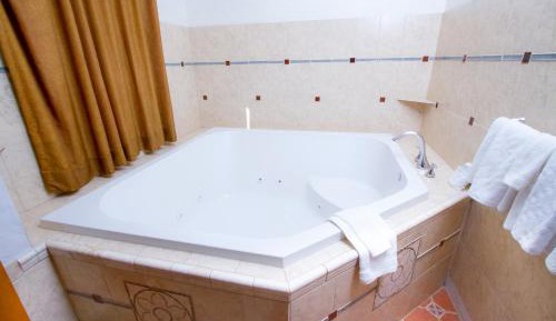 Double Room with Spa Bath