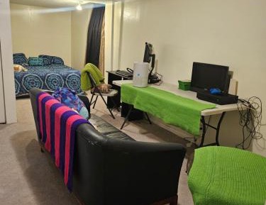 Deluxe Room (2 Adults + 1 Child)