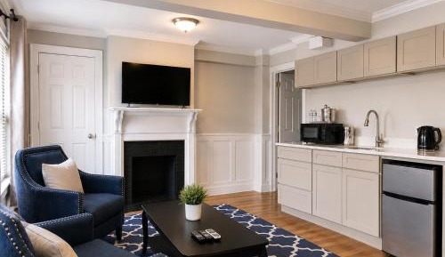 Two-Bedroom Suite