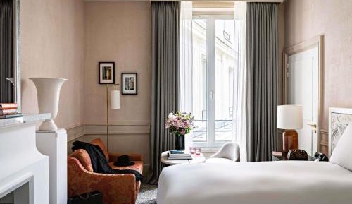 Luxury Single Room with Two Single Beds and Courtyard or Rue Scribe View