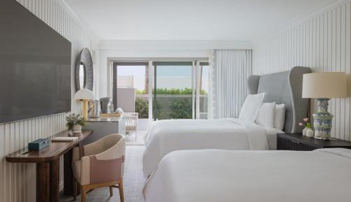 Queen Room with Private Patio and Firepit