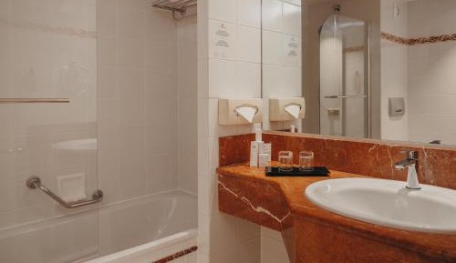 Studio Suite with Double Bed