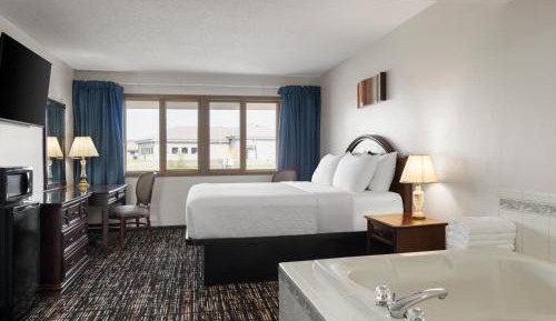 1 King Bed Jetted Tub Non-Smoking