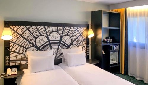 Standard Twin Room