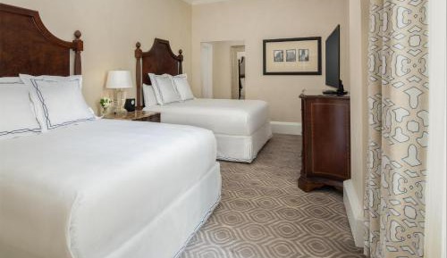 One-Bedroom Suite with Two Queen Beds