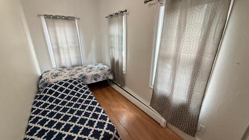 Basic Triple Room