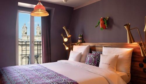Large Room with Paris View