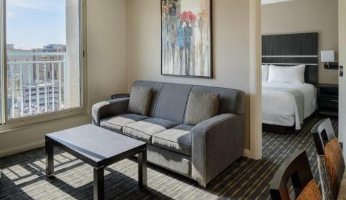 One-Bedroom King Apartment - Non-Smoking