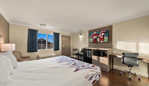 Superior King Room Smoking