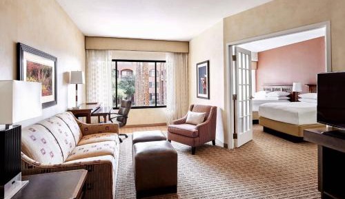 One-Bedroom 2 Double Bed Suite