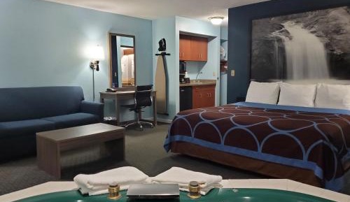 King Studio with Sofa Bed