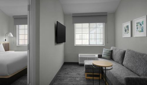 One-Bedroom King Suite with Sofa Bed 